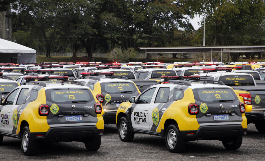 Estado investe R$ 55,3 milhões e entrega 250 viaturas, 88 motos e equipamentos para as polícias