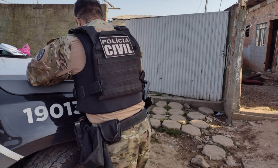 PCPR prende quatro pessoas em operação que apura homicídios em Curitiba