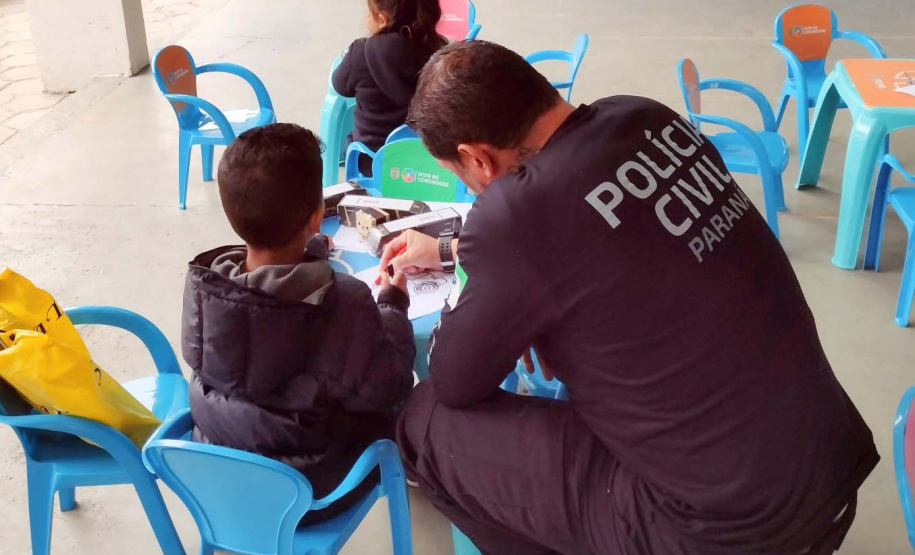 PCPR na Comunidade oferece serviços à população e orienta imigrantes e refugiados