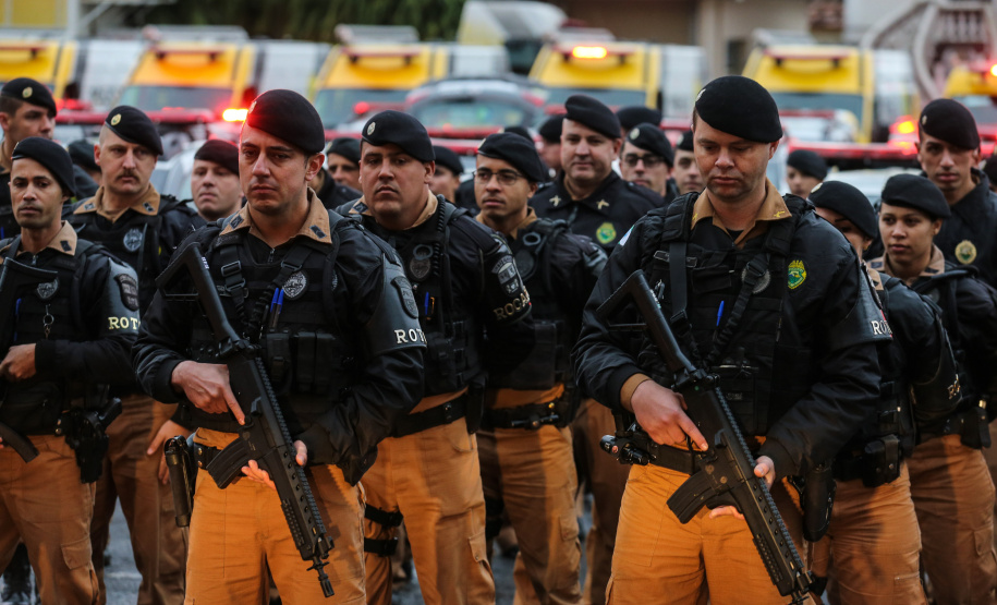 Governador anuncia promoções e progressões de oficiais e praças da Polícia Militar