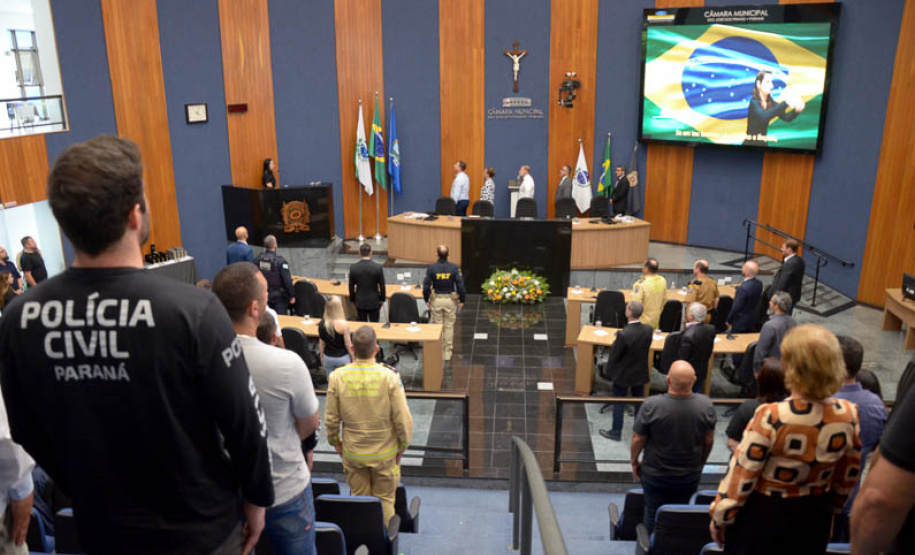 PCPR entrega medalhas para 50 servidores da Região Metropolitana de Curitiba