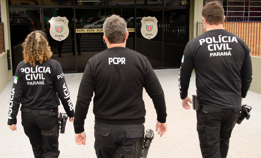 Agentes da Polícia Civil do Paraná