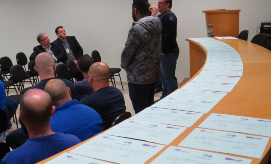 23 pessoas privadas de liberdade se formam em curso de confeitaria na Penitenciária Industrial Marcelo Pinheiro