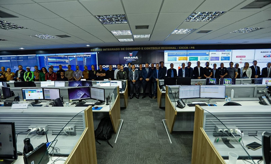 CICCR recebe representantes das forças de segurança durante a Operação Eleições 2022