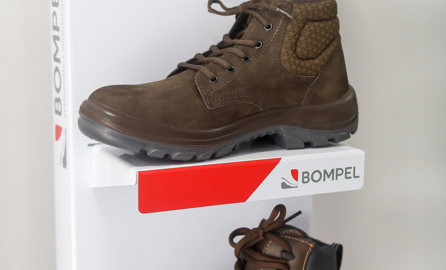 Polícia Penal do Paraná inaugura showroom dos canteiros de trabalho conveniados no Estado