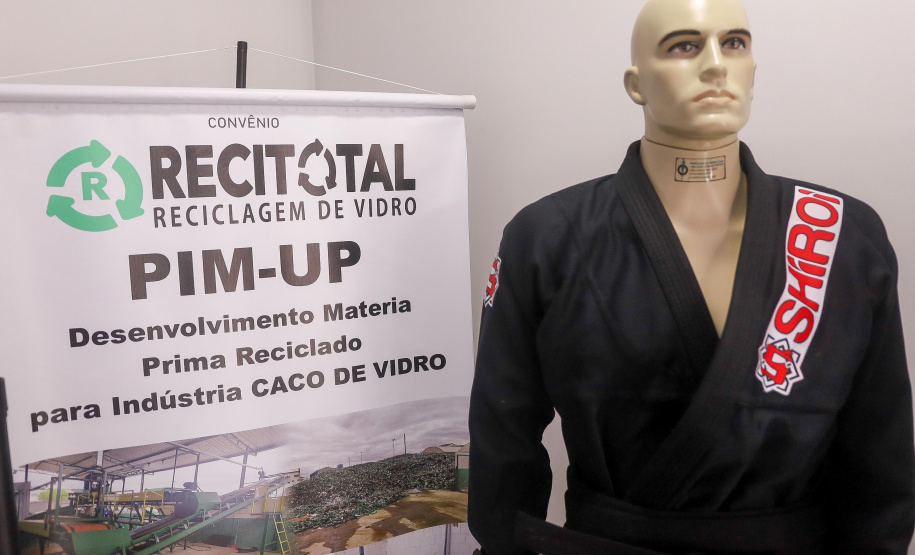 Polícia Penal do Paraná inaugura showroom dos canteiros de trabalho conveniados no Estado