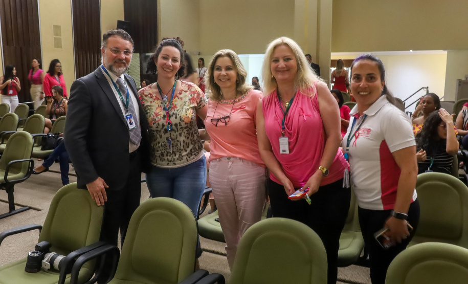 Segurança conscientiza servidoras sobre prevenção do câncer de mama