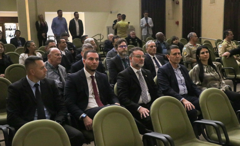 Secretaria da Segurança Pública do Paraná homenageia veteranos das forças estaduais