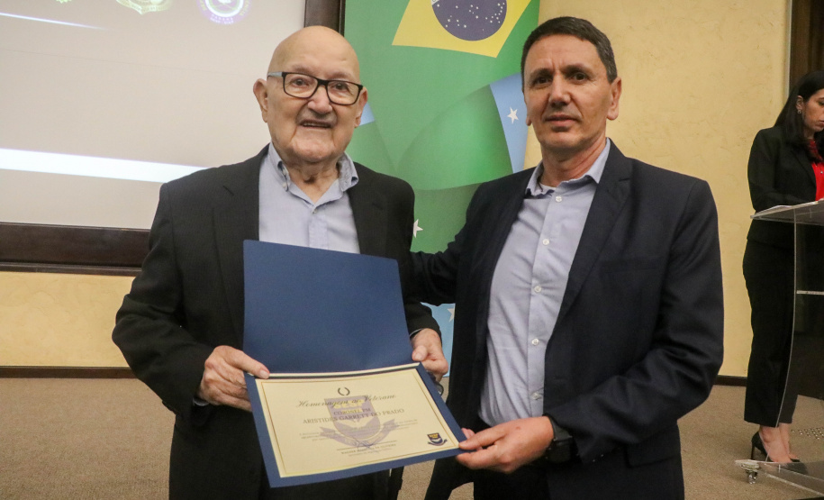 Secretaria da Segurança Pública do Paraná homenageia veteranos das forças estaduais