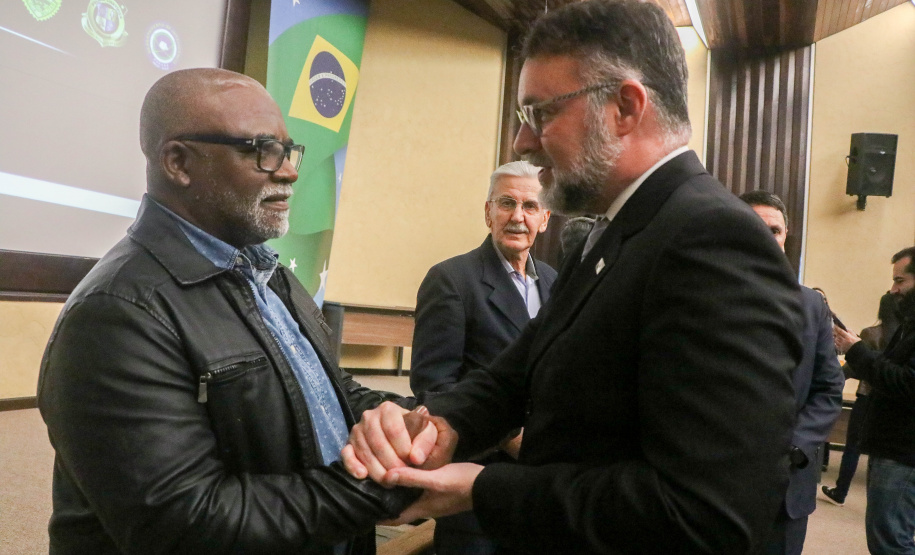 Secretaria da Segurança Pública do Paraná homenageia veteranos das forças estaduais