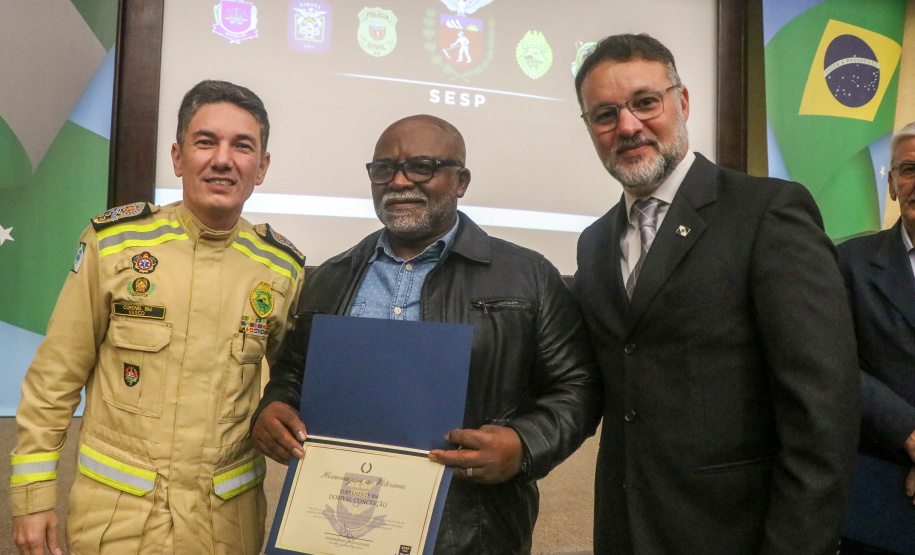Secretaria da Segurança Pública do Paraná homenageia veteranos das forças estaduais