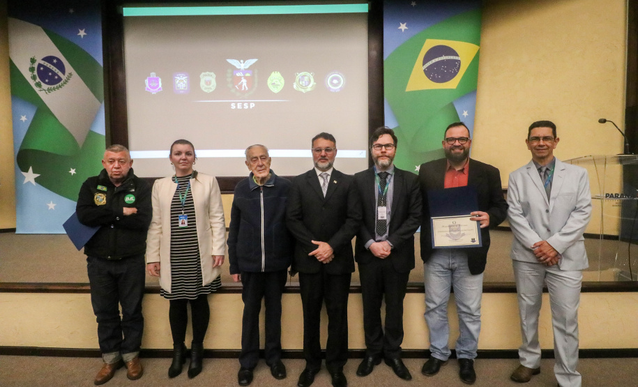 Secretaria da Segurança Pública do Paraná homenageia veteranos das forças estaduais