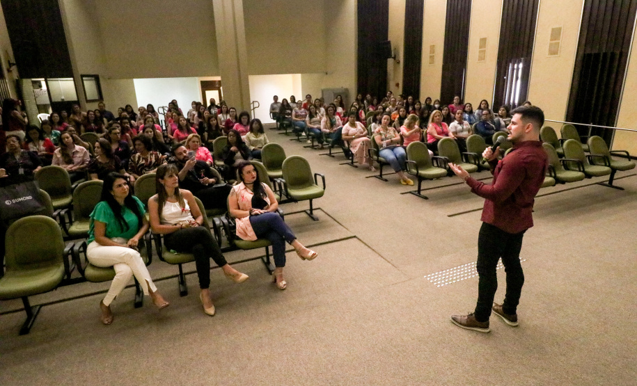 Segurança conscientiza servidoras sobre prevenção do câncer de mama