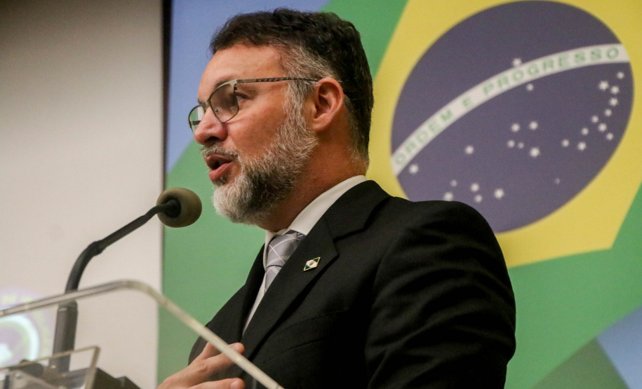 Secretaria da Segurança Pública do Paraná homenageia veteranos das forças estaduais