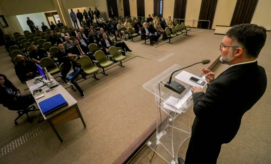 Secretaria da Segurança Pública do Paraná homenageia veteranos das forças estaduais