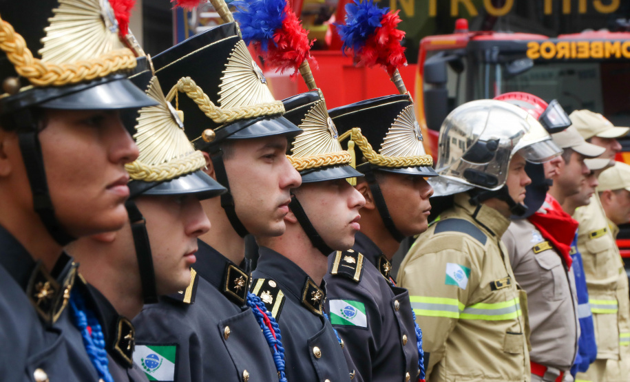 Corpo de Bombeiros do Paraná celebra 110 anos como referência nacional