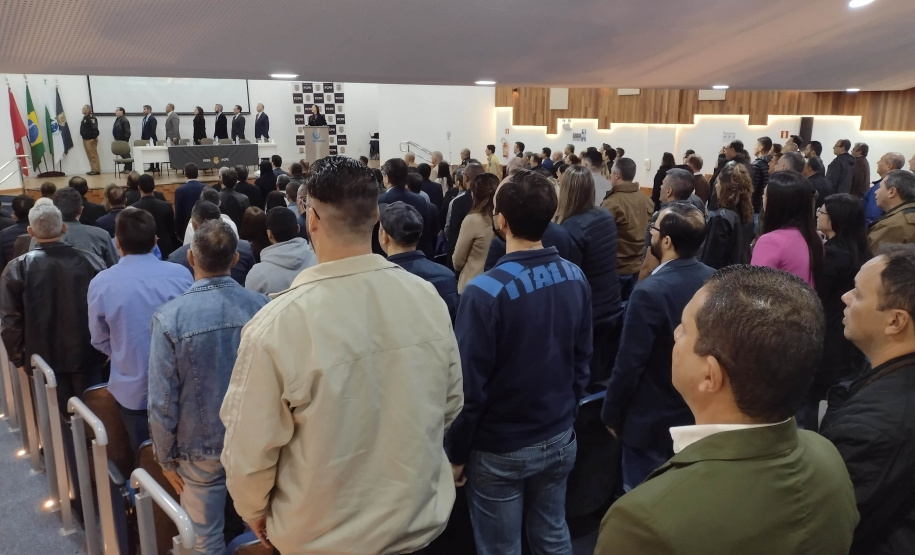 PCPR entrega medalhas para 50 servidores da Região Metropolitana de Curitiba