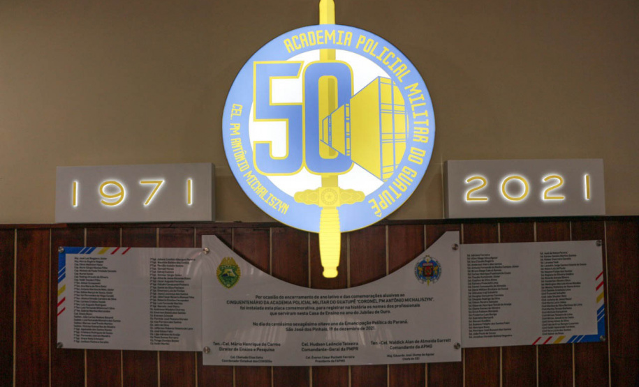 Formação de 2,6 mil PMs e bombeiros tem disciplinas humanitárias e aulas com ação