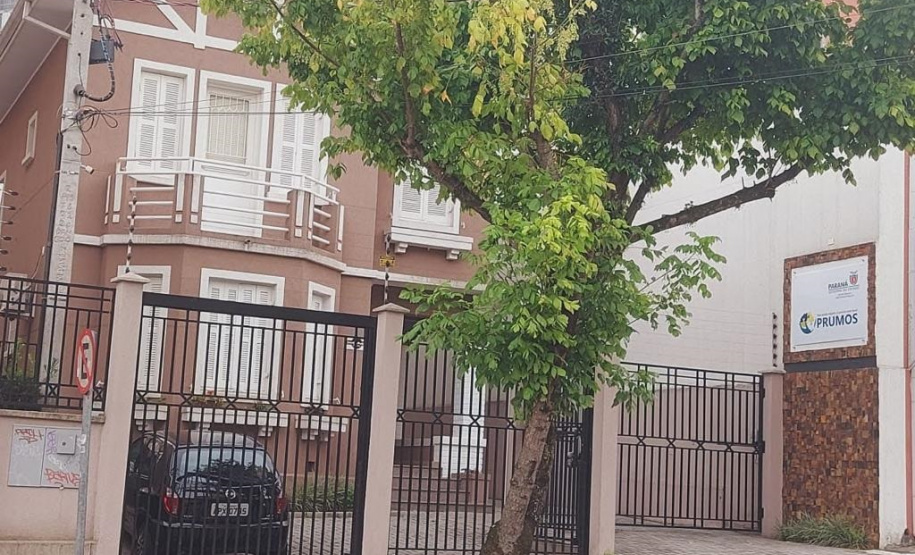 fachada do centro de atendimento de curitiba