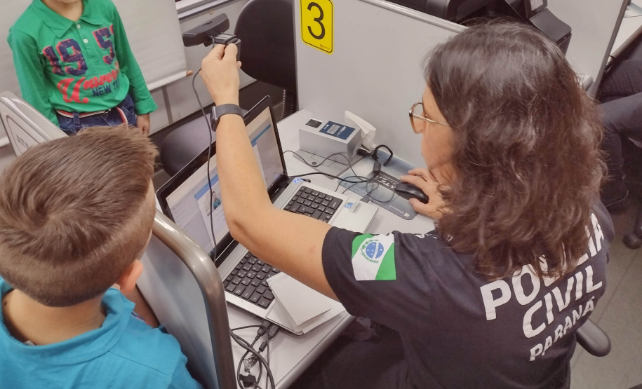 PCPR na Comunidade atende mais de 360 pessoas em Colombo