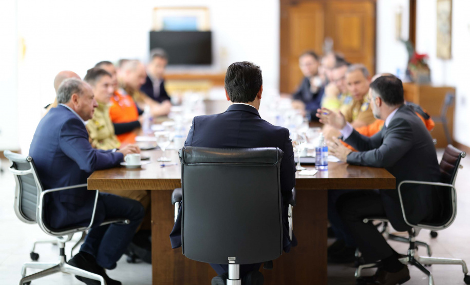 Governo cria gabinete de crise para atender deslizamentos na BR-376 e demais rodovias do Paraná