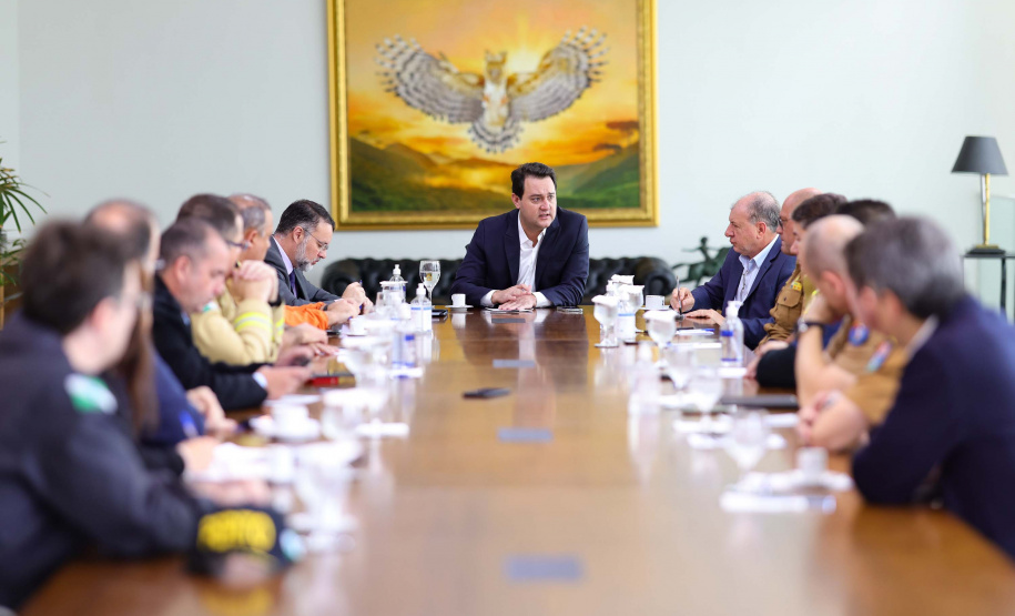 Governo cria gabinete de crise para atender deslizamentos na BR-376 e demais rodovias do Paraná