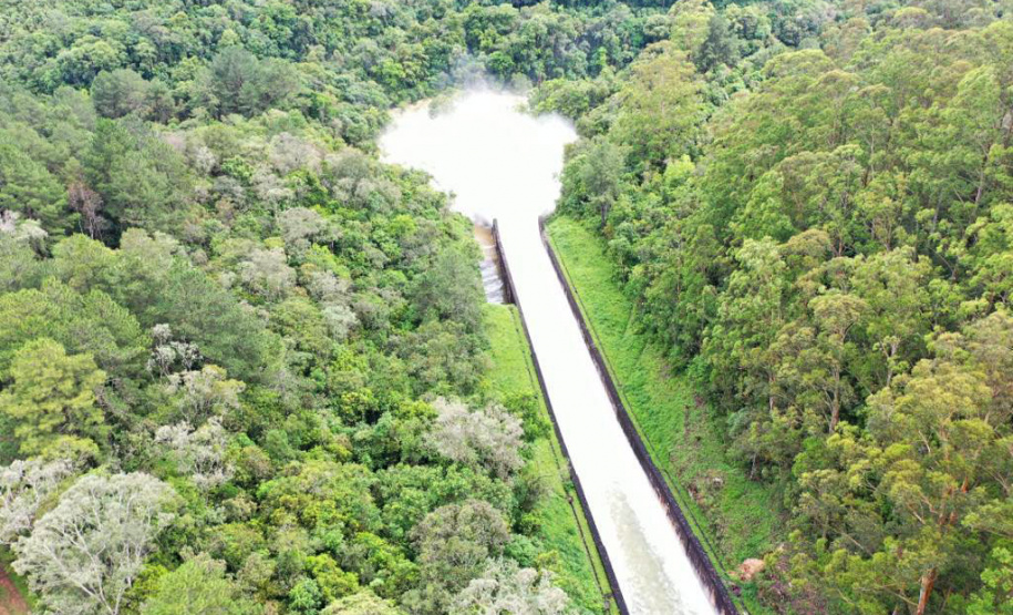 Copel e bombeiros alertam moradores da Campina Grande do Sul sobre vazão do rio Capivari
