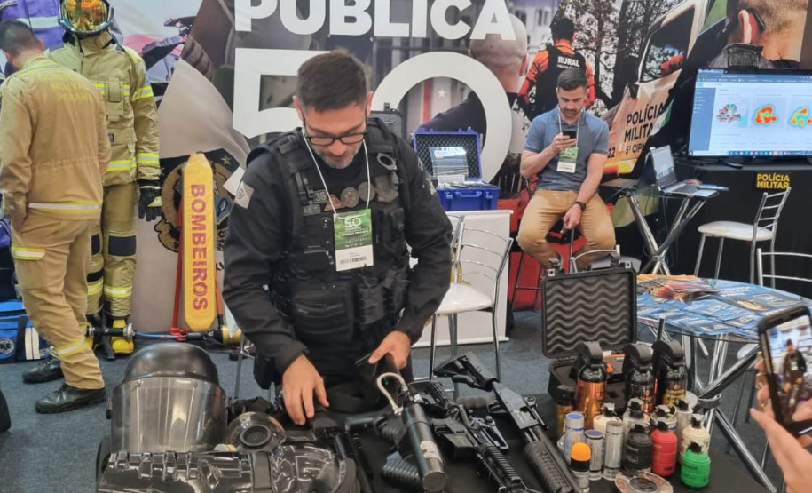 Governo mostra integração das forças de segurança pública em encontro com prefeitos