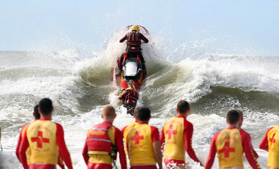 Com a proximidade do verão, Corpo de Bombeiros reforça dicas para evitar afogamentos