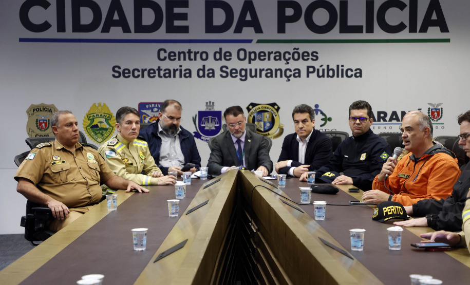 Paraná terá força-tarefa para atender vítimas do deslizamento na BR-376, no Litoral
