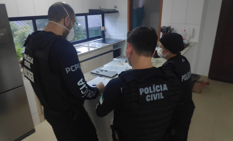 PCPR deflagra operação contra pirataria de livros digitais em Curitiba