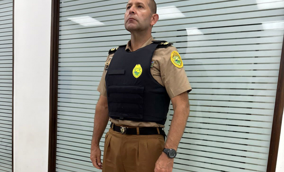 Segurança adquire coletes balísticos melhores e mais baratos para os policiais militares