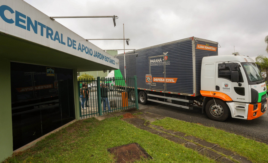 COM ESCOLTA, COMBOIO DO ESTADO COM INSUMOS DE SAÚDE ESTÁ A CAMINHO DO LITORAL