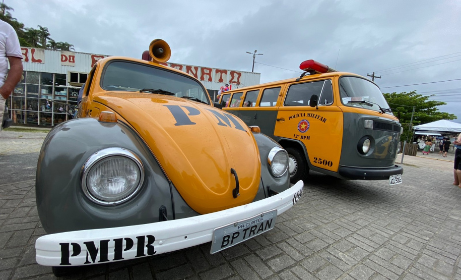 PMPR expõe viaturas históricas e atrai centenas de pessoas em Guaratuba