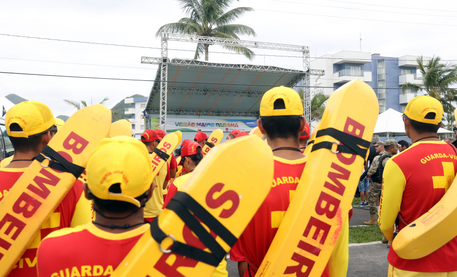 Governador lança o Verão Maior Paraná, que tem reforço de serviços e muito esporte e lazer