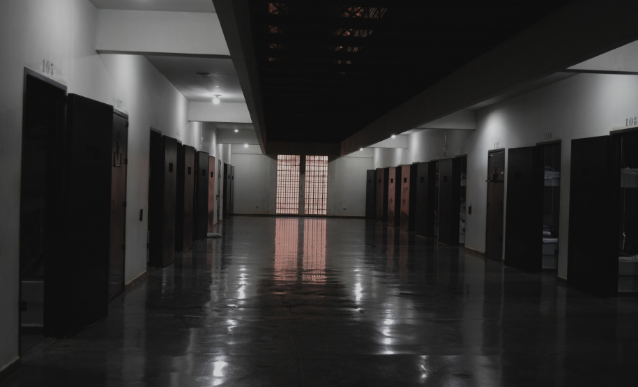 Inaugurações de três penitenciárias abriram 2,2 mil vagas no sistema em 2022