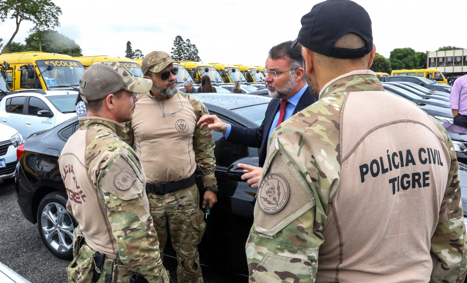 Governador entrega 45 novas viaturas para as forças de segurança pública