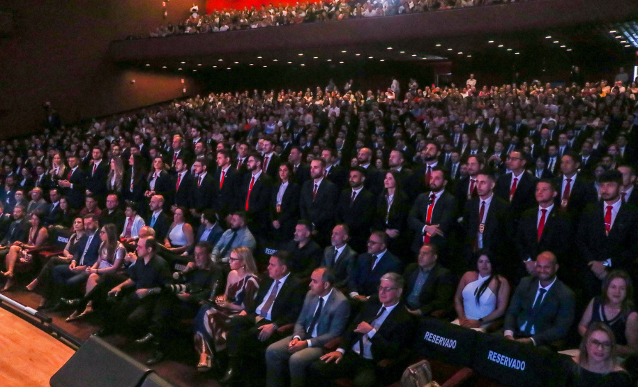 PCPR forma 400 novos policiais civis e traz mais segurança à população