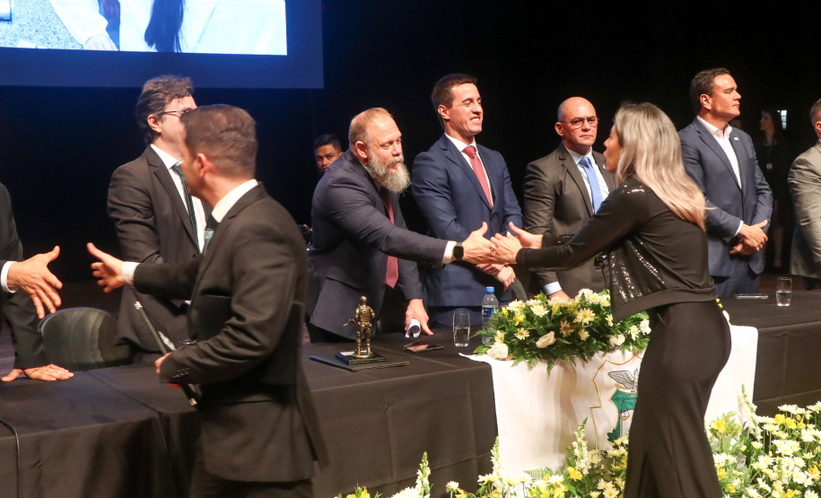 PCPR forma 400 novos policiais civis e traz mais segurança à população