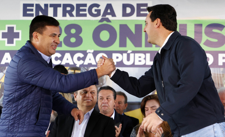 Governador entrega 45 novas viaturas para as forças de segurança pública