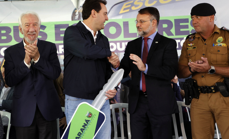 Governador entrega 45 novas viaturas para as forças de segurança pública