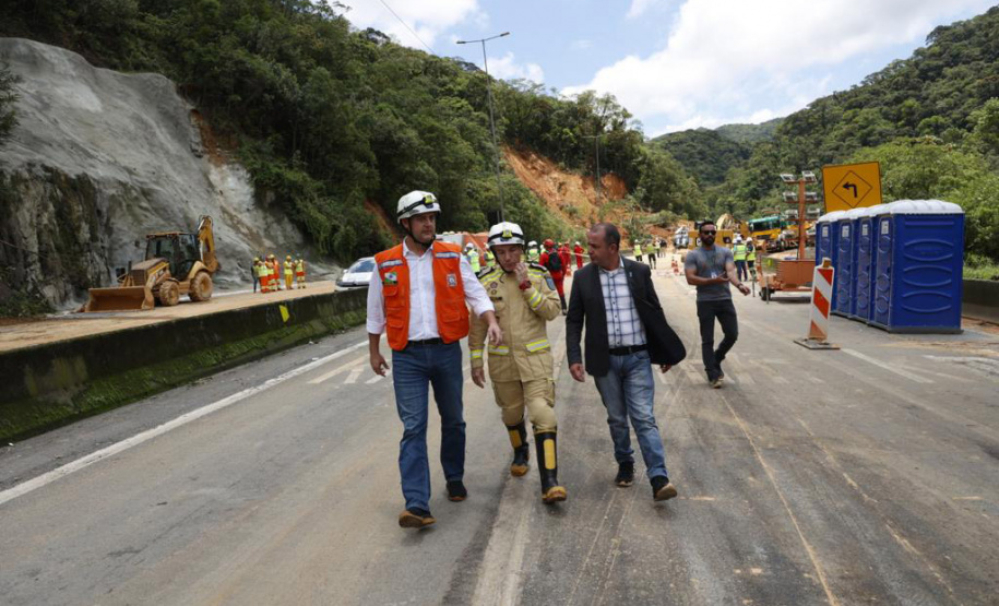 Governador diz que equipes mais especializadas do Estado estão no atendimento da BR-376