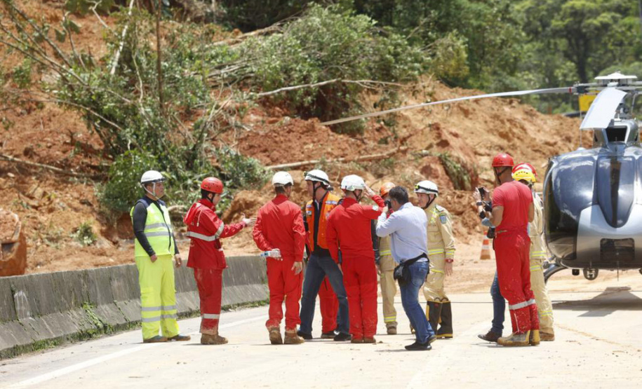 Governador diz que equipes mais especializadas do Estado estão no atendimento da BR-376