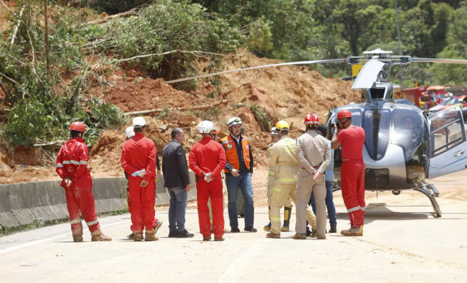 Governador diz que equipes mais especializadas do Estado estão no atendimento da BR-376