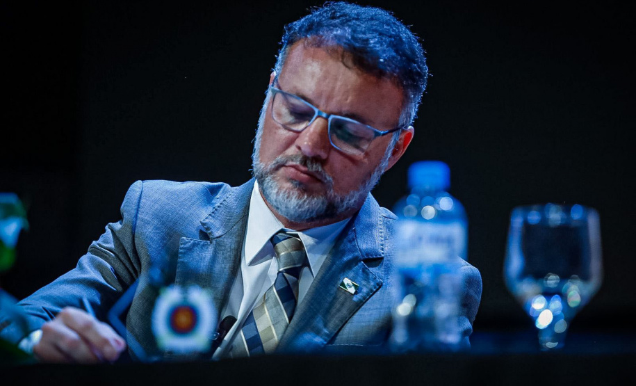 Curso de Aperfeiçoamento de Oficiais forma 66 novos capitães para PMPR e Corpo de Bombeiros