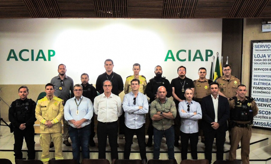 Secretário da Segurança Pública se reúne com forças de segurança de Paranavaí