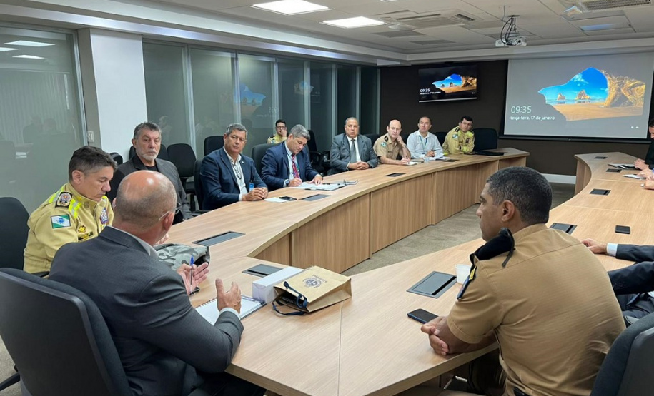 Secretário Hudson se reúne com representantes das associações da PMPR e CBM