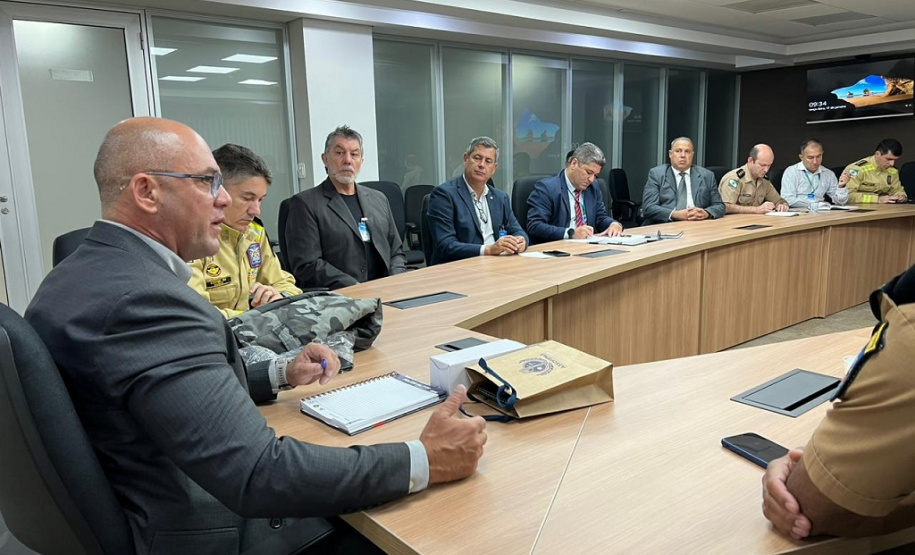 Secretário Hudson se reúne com representantes das associações da PMPR e CBM