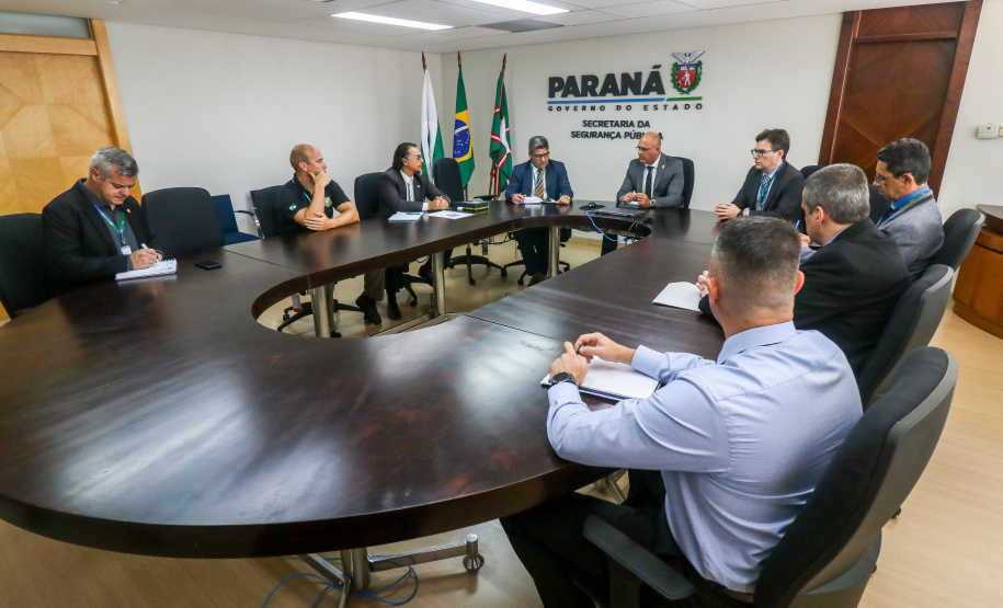 Secretário Hudson recebe Sindicato dos Peritos para reunião na Sesp