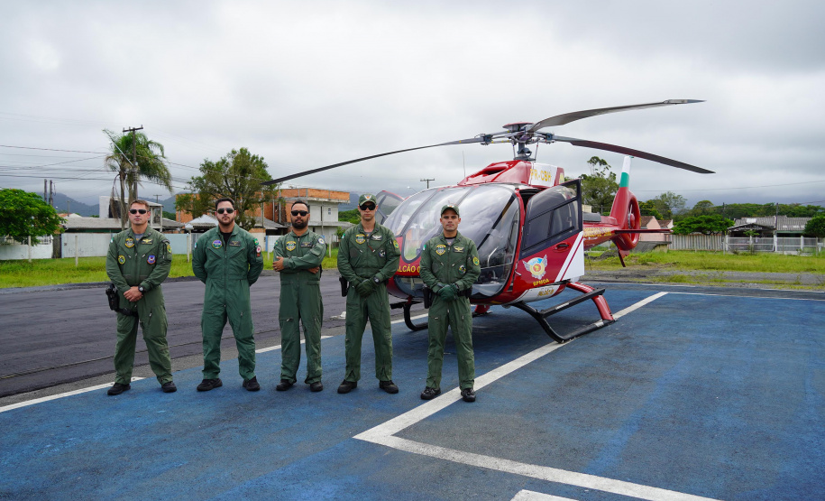Helicópteros do BPMOA reforçam atendimento policial e aeromédico no Verão Maior Paraná
